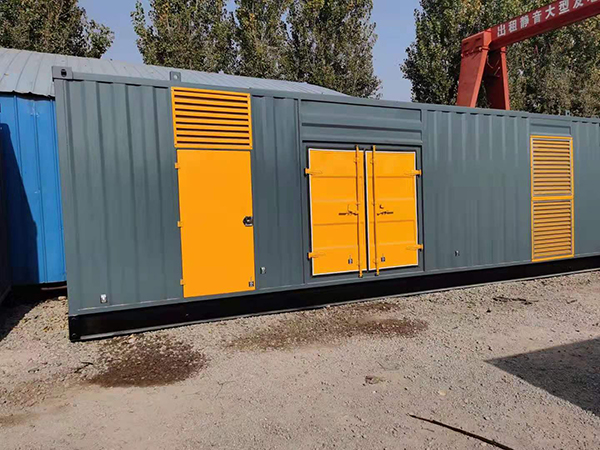 河北300kw 柴油发电机组用多大的空气开关？
