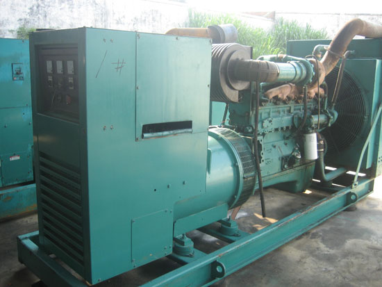 河北租赁发电机- 发电机碳刷磨损的原因是什么