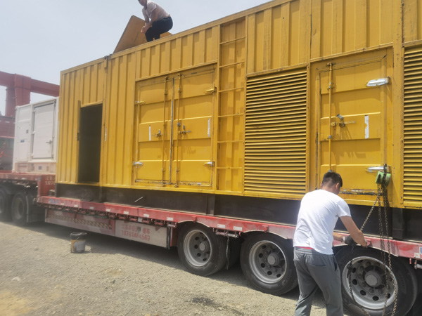 河北除了负载情况和发动机维护，还有哪些因素会影响 200kw 柴油发电机的油耗？