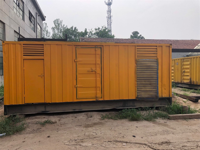 河北柴油发电机如何判断新机油是否已经完全充满机油滤清器？