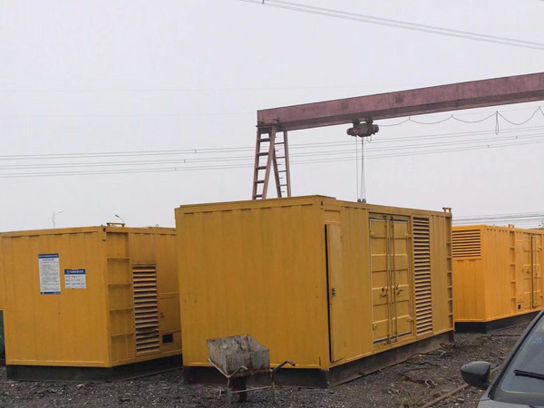 河北100kw柴油发电机组每小时油耗？